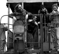 Δίσκο και περιοδεία ανακοίνωσαν οι Chris Robinson Brotherhood