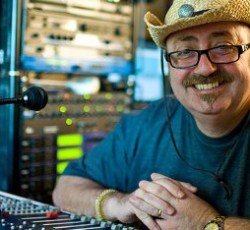 Ο Chris Tsangarides στο Advanced Audio In Athens - Κερδίστε 10 υπογεγραμμένα αντίτυπα του  