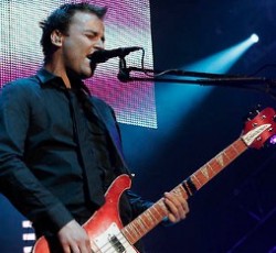 Ποιό κομμάτι έχει το καλύτερο riff μπάσου; 