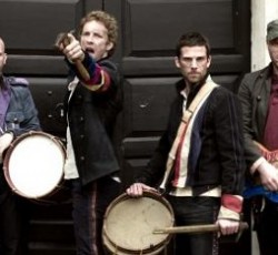 Ένα νέο τους τραγούδι θα αποκαλύψουν την Παρασκευή οι Coldplay 