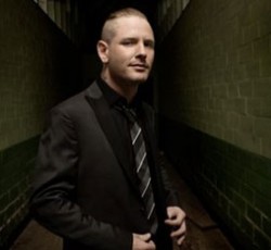 Dance δίσκο σκέφτεται να ηχογραφήσει ο Corey Taylor 