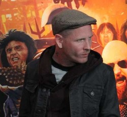 Ο Corey Taylor διασκευάζει το "Rainbow In The Dark" του Dio (audio) 