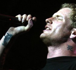Ο Corey Taylor νέος frontman των Velvet Revolver;
