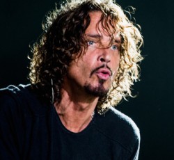 Ο Chris Cornell πιστεύει πως η ηλεκτρονική χορευτική μουσική εγγυάται το μέλλον του rock 