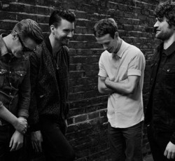 Ακούστε το καινούργιο κομμάτι των Courteeners 