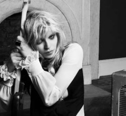 Νέο κομμάτι από την Courtney Love (audio) 