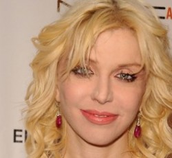 Η αυτοβιογραφία της Courtney Love 