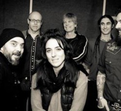 Στο studio οι Crippled Black Phoenix 