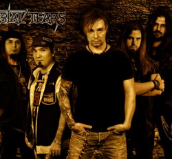 "Hellmade" η νέα δισκογραφική δουλειά των Crystal Tears 