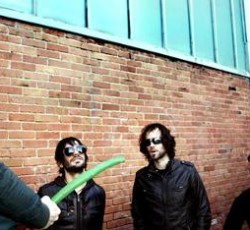 Η "End Is Near" tour των Cyanna περνάει από την Αθήνα, την Παρασκευή, 18 Μαρτίου. Κερδίστε προσκλήσεις και cd!