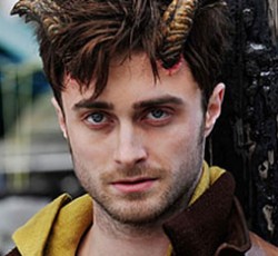 Ο Daniel Radcliffe (Harry Potter) ακούει heavy metal για να μπει στο πετσί του ρόλου σε νέο θρίλερ 