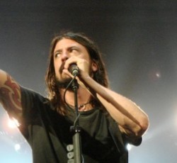 Ντοκιμαντέρ ετοιμάζει ο Dave Grohl 