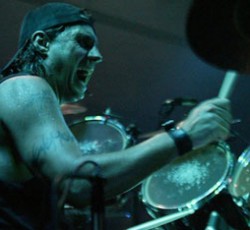 Ο Dave Lombardo ερμηνεύει το "Raining Blood" των Slayer μαζί με ένα metal-mariachi συγκρότημα - Δείτε το βίντεο 