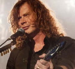 Ο Dave Mustaine τιμήθηκε από το αμερικανικό σώμα πεζοναυτών