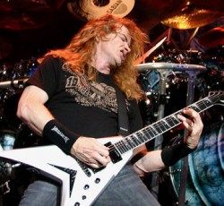 Ο Dave Mustaine διασκευάζει τον εθνικό ύμνο του Jimi Hendrix για ταινία 