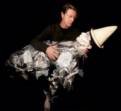 Νέα video από David Bowie, Queens Of The Stone Age και Zakk Wylde 