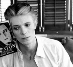 Καινούργιο βιβλίο από τον David Bowie 