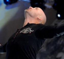 Guest εμφάνιση του David Draiman (Disturbed) σε συναυλία των Steel Panther 