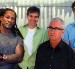 Νέα τραγούδια από τους Dead Kennedys (;) 