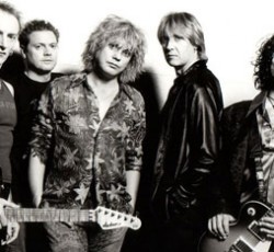 Joe Elliot: «Δεν υπάρχει καμία περίπτωση διάλυσης των Def Leppard»