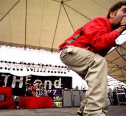 Οι Deftones κοινοποιούν αποσπάσματα από το καινούριο τους άλμπουμ 