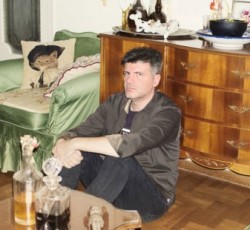 Ο Φοίβος Δεληβοριάς παρουσιάζει τον νέο του δίσκο στο Gagarin 205 