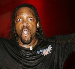 Όταν οι Sepultura συνάντησαν τον... George Clinton 