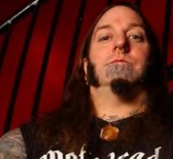 Dez Fafara (DevilDriver): «Ο Gene Simmons είναι όλα τα λεφτά και όχι ο Paul Stanley» 