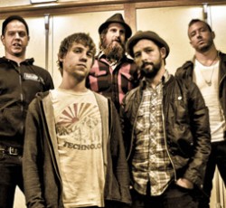 Παρελθόν από τους The Dillinger Escape Plan ο κιθαρίστας τους 