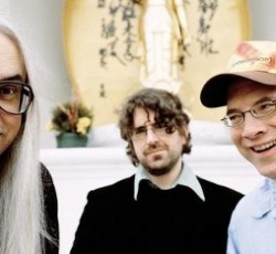 Επανεκδίδονται οι τρεις πρώτοι δίσκοι των Dinosaur Jr. σε... κασέτα 