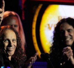 Τέσσερα ακυκλοφόρητα κομμάτια του Dio πρόκειται να δουν το φως της δημοσιότητας (;) 