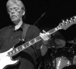 Έφυγε από τη ζωή ο μπασίστας των Blues Brothers και των Booker T. & The M.G.'s 