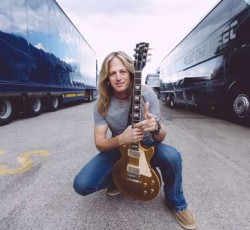 Τέλος από τους Whitesnake ο Doug Aldrich 