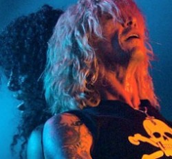 Duff McKagan: «Δεν εγκαταλείψαμε τους Velvet Revolver» 