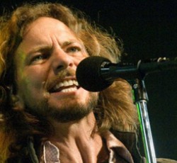 Μέλος του fan club των Pearl Jam επιλέγει το setlist τους 