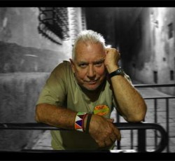 O Eric Burdon στο Rockwave Festival / Ανακοινώθηκαν και επίσημα Calexico και Woodkid 