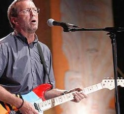 Μαζική δημοπρασία από τον Eric Clapton για φιλανθρωπικούς σκοπούς 