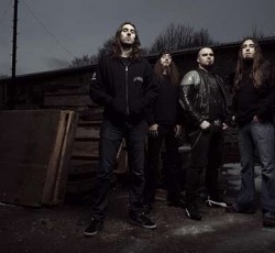 Ακούστε τώρα το "Underworld" των thrashers Evile 