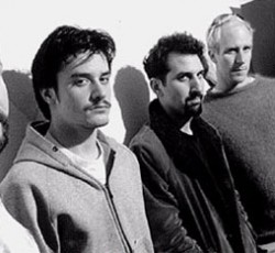 Soundtrack από τον πληκτρά των Faith No More; 