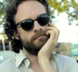 Αυτό είναι το νέο κομμάτι του Father John Misty 