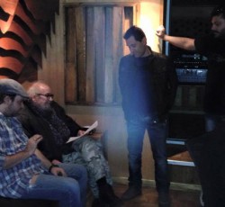 Οι Φιγκυράν συνεργάζονται με τον Δημήτρη Πουλικάκο 