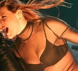 Δείτε την πρώτη live εμφάνιση της Floor Jansen με τους Nightwish 