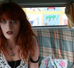 Οι Florence And The Machine για πρώτη φορά στο Νούμερο 1 των charts του Ηνωμένου Βασιλείου 