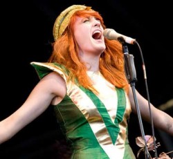 Δίσκος διασκευών κομματιών των Florence + The Machine από metal συγκροτήματα 