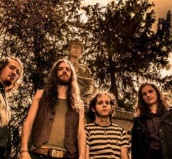 Οι The Flying Eyes και Golden Animals στην Ελλάδα για τρεις συναυλίες 