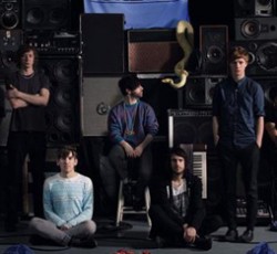 «Ιερή φωτιά» από τους Foals