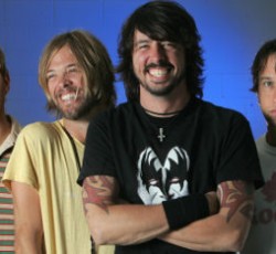 Νέο video clip από τους Foo Fighters με guest star τον... Lemmy 