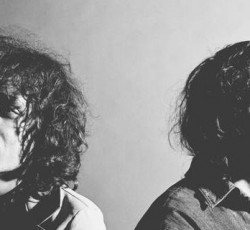 Κακές σχέσεις μεταξύ των μελών των Foxygen / Δεν διαλύεται η μπάντα