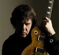 Κασετίνα πέντε δίσκων με τα «απαραίτητα» του Gary Moore 