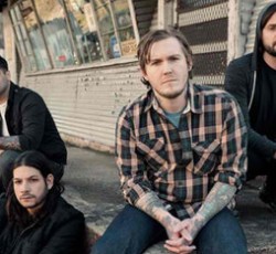 Οι The Gaslight Anthem διασκευάζουν το "Skinny Love" των Bon Iver 